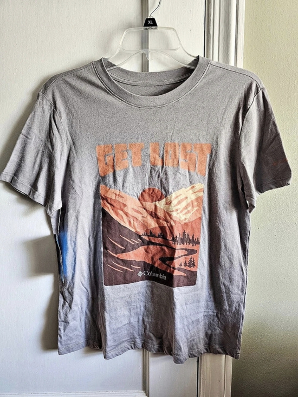 Columbia Get Lost Graphic Tee Graphic Tee in Gray & Orange Size XS NWT